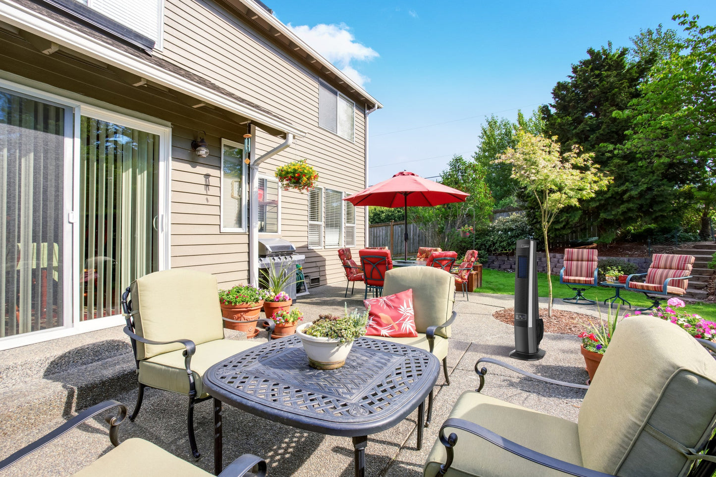 Lasko 42" Outdoor Tower Fan with Bluetooth Technology, YF200, Black