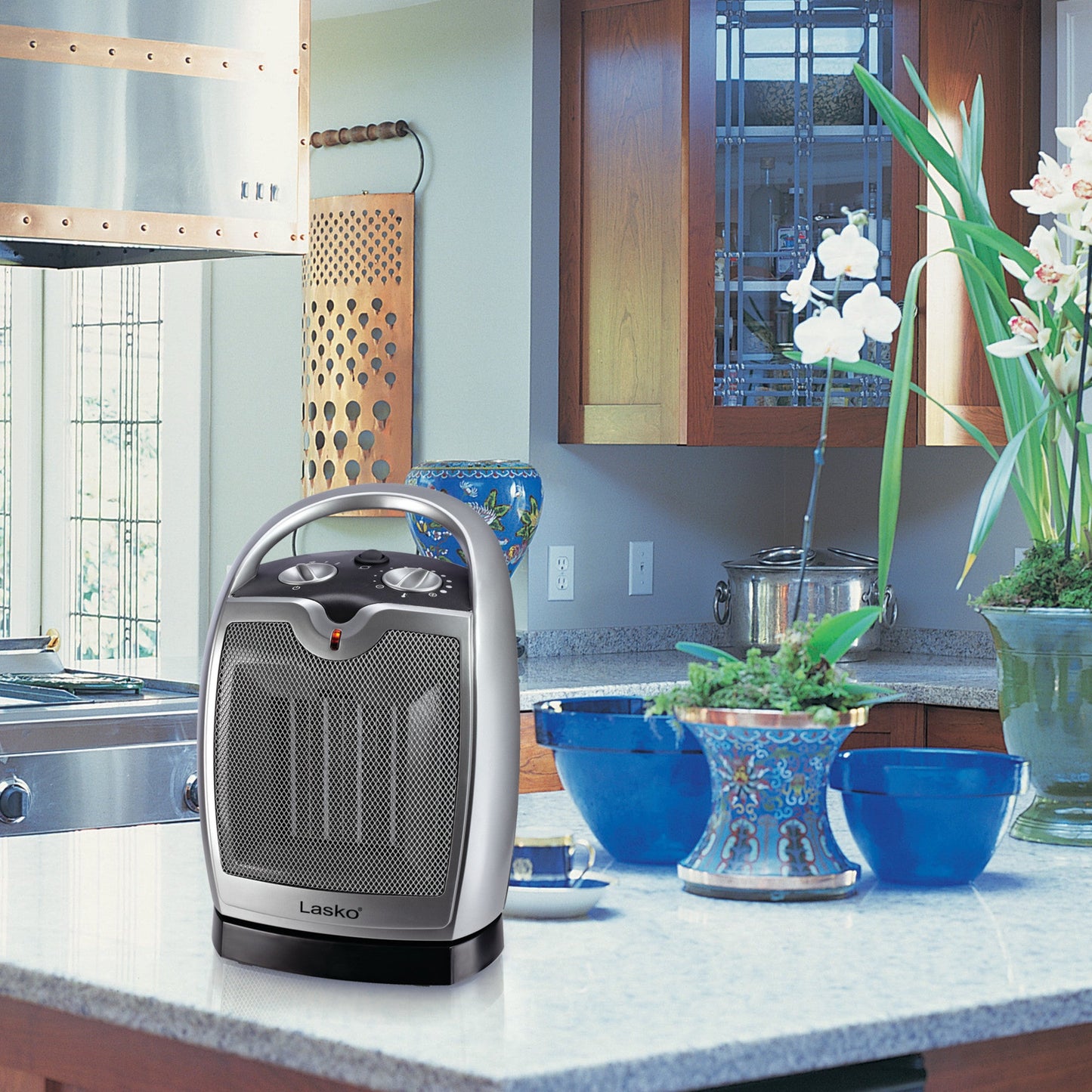 Lasko 1500W Electric Oscillating Ceramic Tabletop Space Heater with Adjustable Thermostat, 5409, Gray